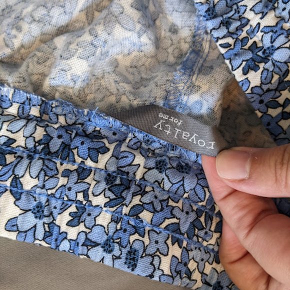 NWT Royalty for Me Blue and White Floral Short Size 1X - Picture 3 of 11